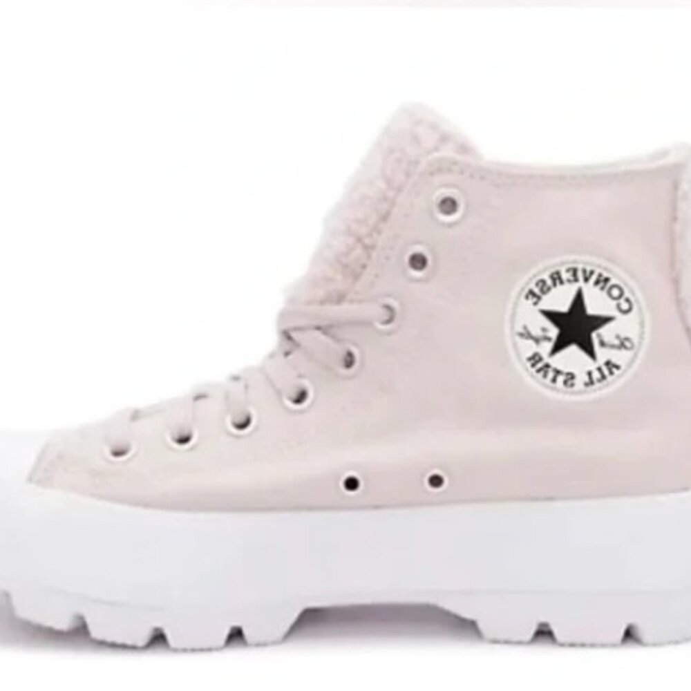 NEW Pale Pink Shearling Converse Chuck Taylor All Star Platform Sneakers 8.5 NIB